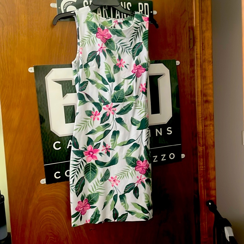Old Navy Floral Knee Length Dress